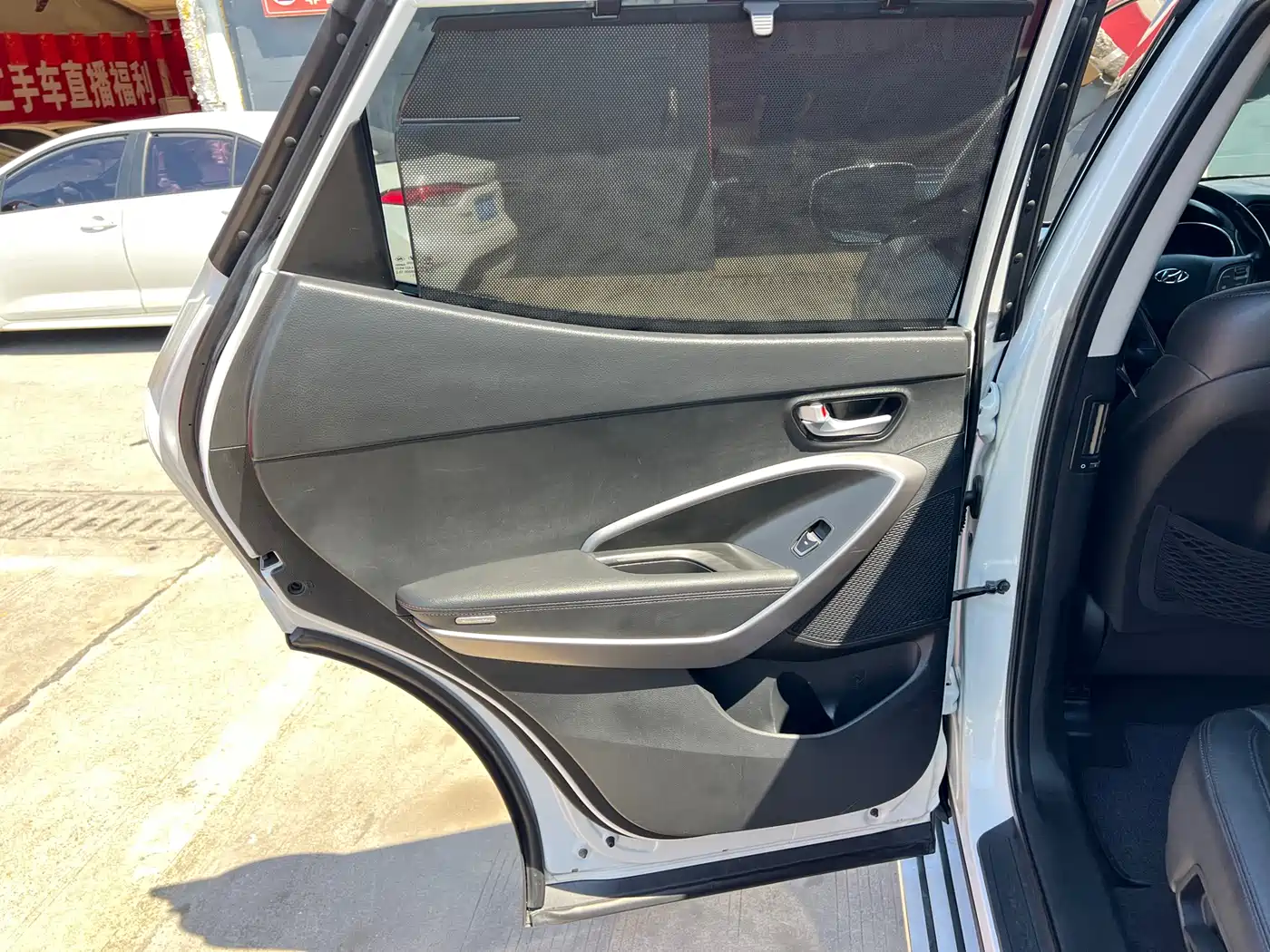 Hyundai Santa Fe 2013 Model 2.4L Automatic 2WD Smart фото 10