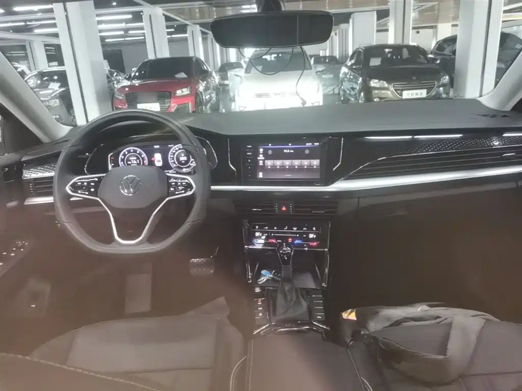 Volkswagen Passat 2024 Model 380TSI Starlight Elite фото 10
