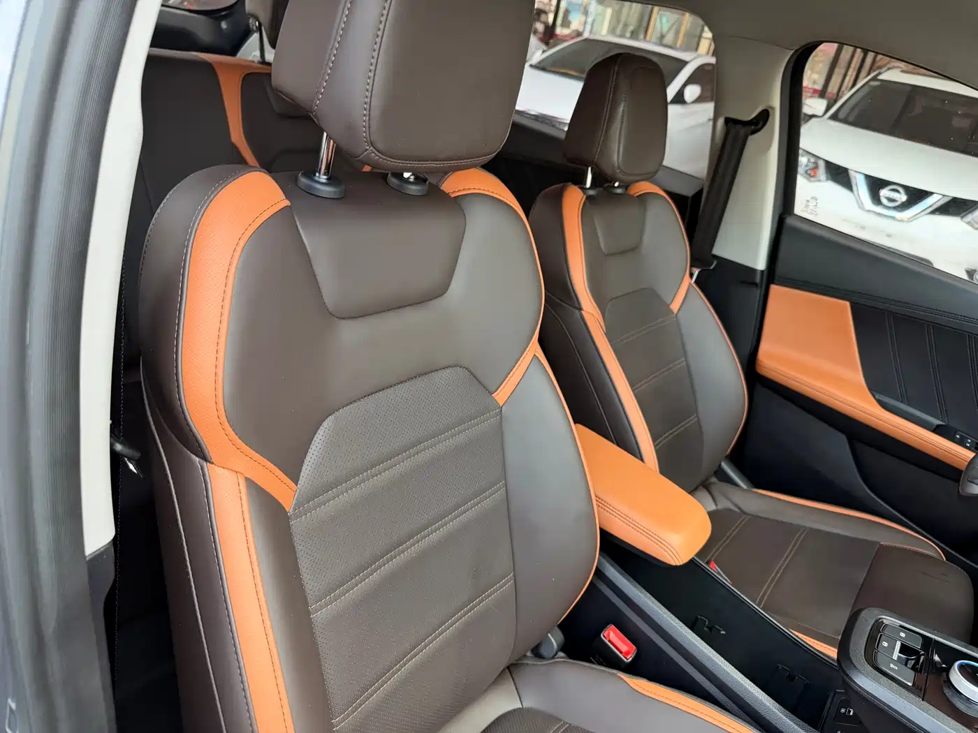 BYD e2 2021 Luxury Edition фото 16