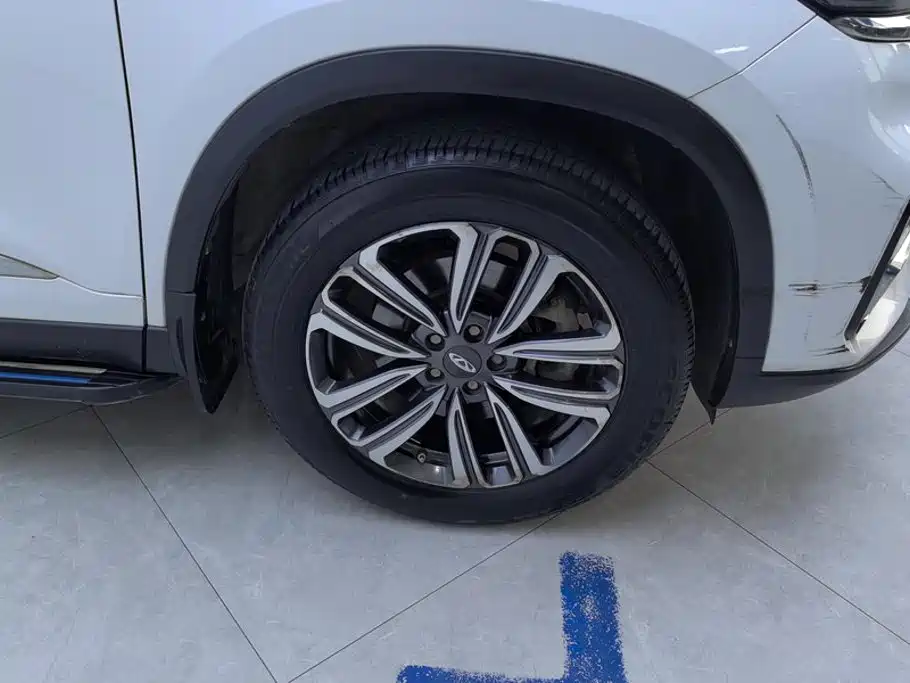 Фото 6 - Chery Tiggo 8