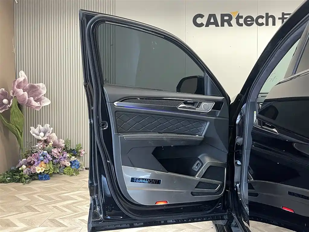 Volkswagen Teramont 2020 Teramont X Facelift 330TSI 2WD Premium Luxury фото 15