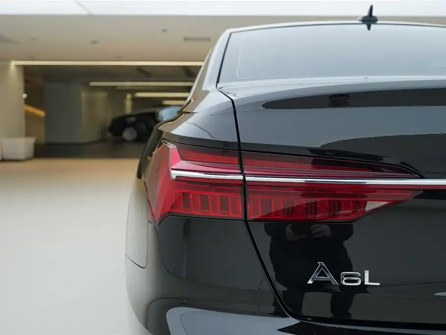 Audi A6L 2020 40 TFSI Luxury Dynamic фото 16