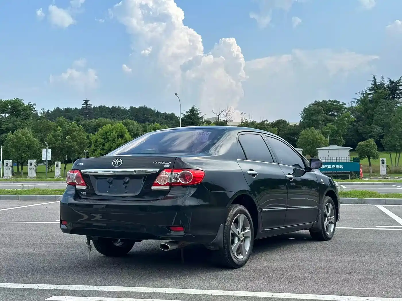 Фото 4 - Toyota Corolla