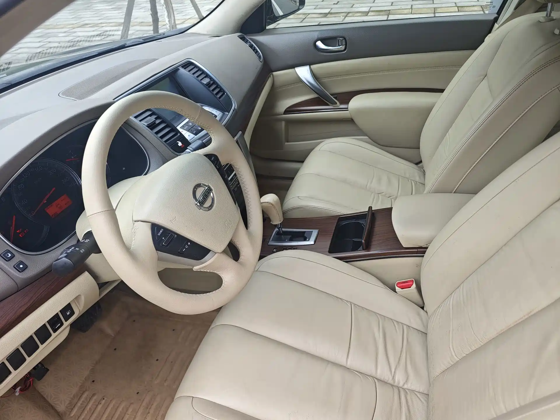 Photo 9 - Nissan Teana