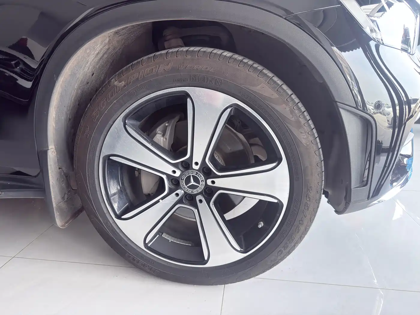 Mercedes-Benz GLC 2022 GLC 300 L 4MATIC Dynamic Collector's Edition фото 13