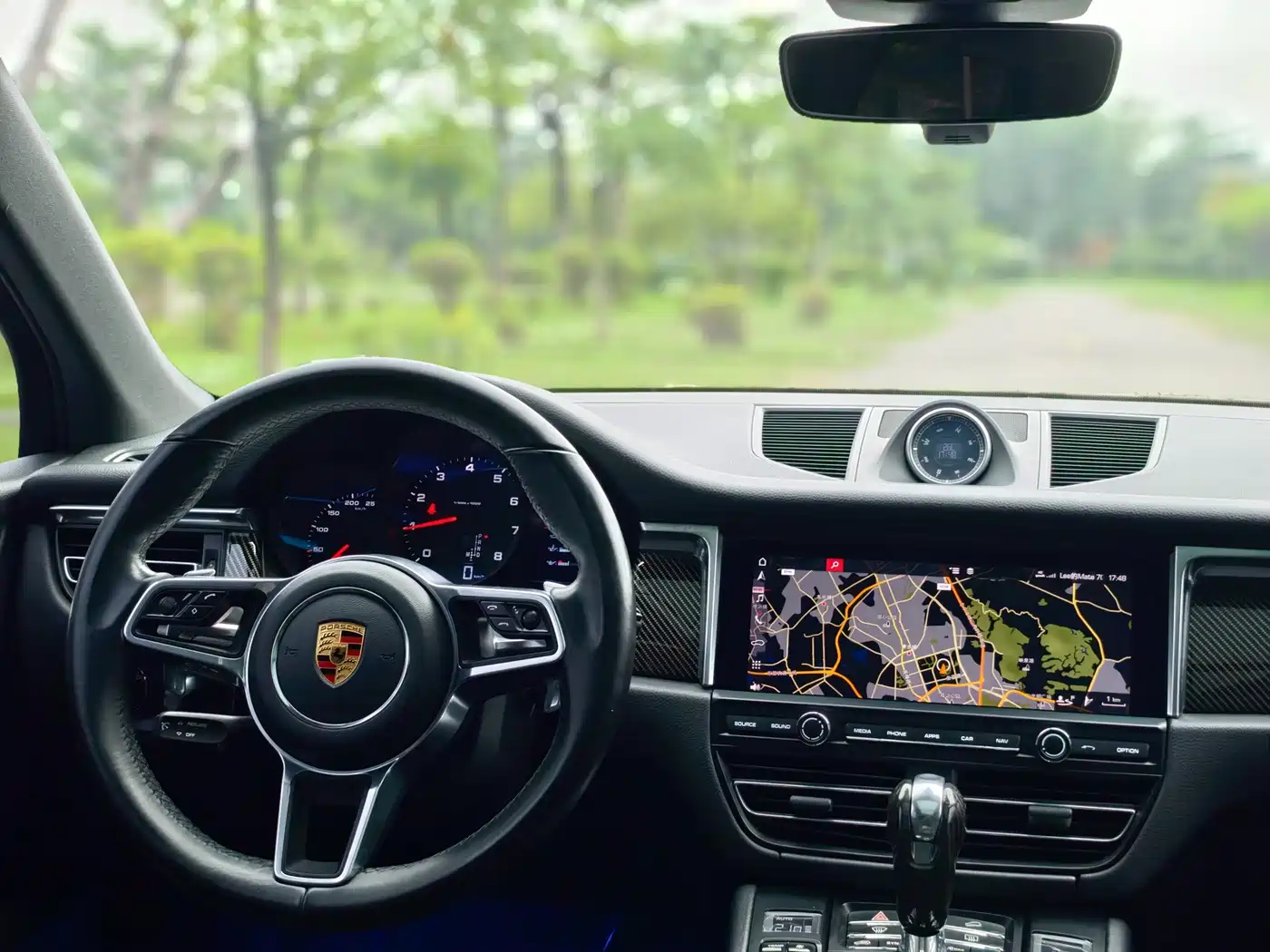 Porsche Macan 2018 Macan 2.0T фото 11
