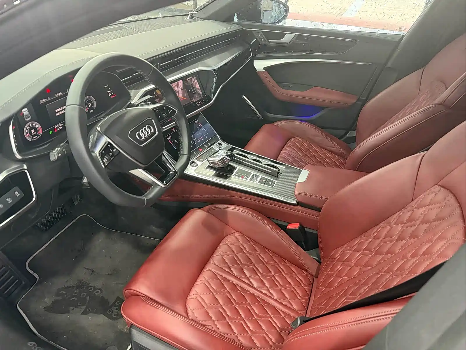 Photo 10 - Audi A7L