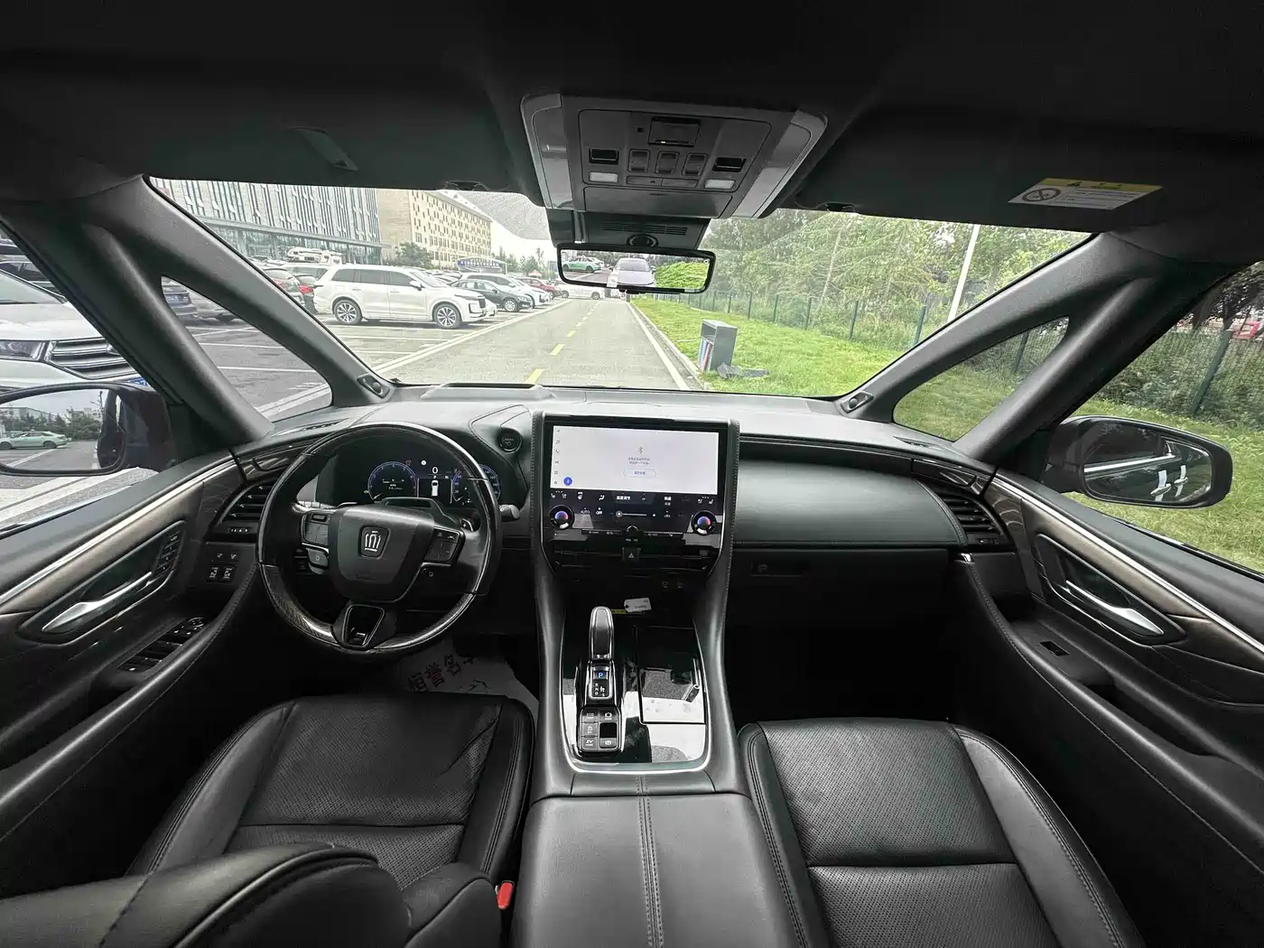 Toyota Vellfire 2024 Crown Hybrid 2.5L Executive Premium Edition фото 7