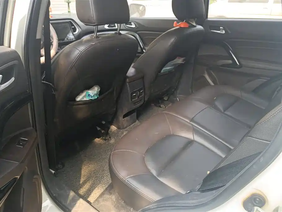 GAC Trumpchi Trumpchi GS4 2017 200T Manual 2WD Elite фото 11