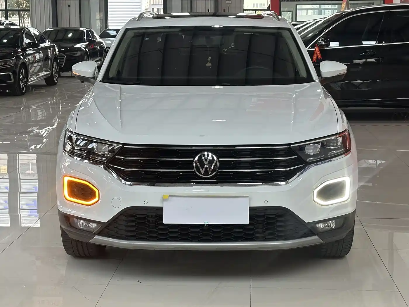 VOLKSWAGEN T ROC EXPLORING SONGS