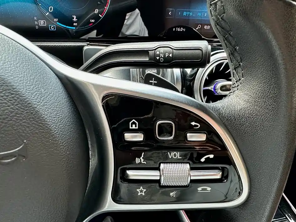 Mercedes-Benz GLB 2020 GLB 200 Fashion фото 24