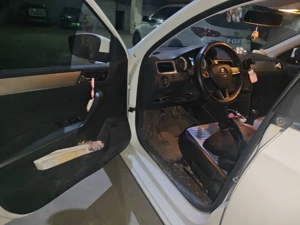 Škoda Skoda Rapid Spaceback 2020 2019 Facelift 1.5L Manual Comfort Version China VI