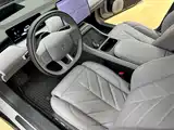 Фото 6 - NIO ET5T