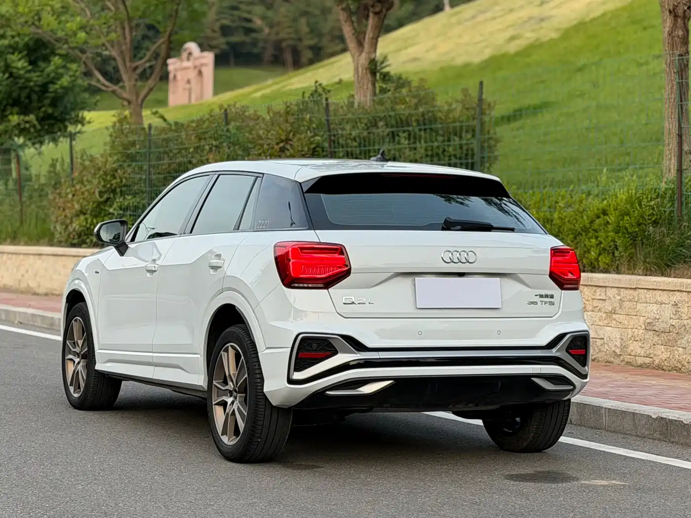 Audi Q2L 2022 35 TFSI Fashion Dynamic фото 5