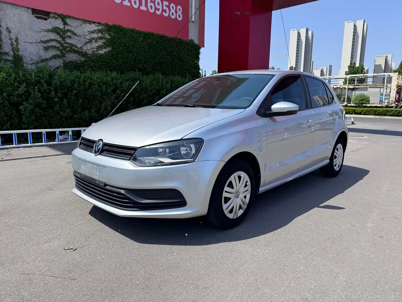 Volkswagen Polo 2014 1.4L Manual Trend Edition