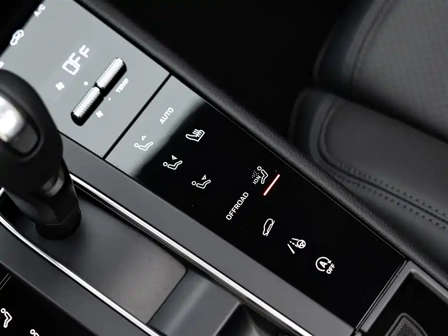Porsche Macan 2022 Macan 2.0T фото 19