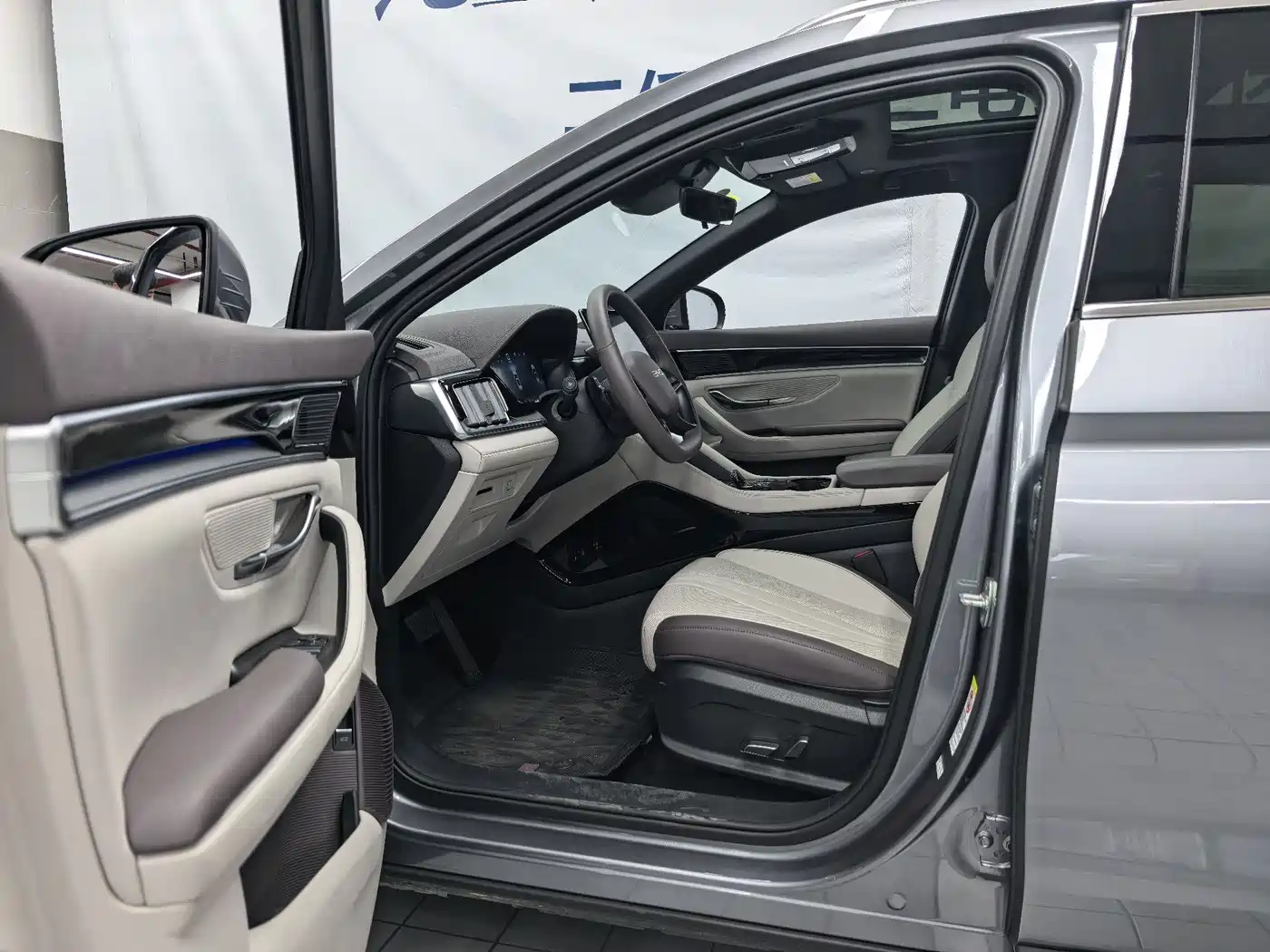 BYD Song PLUS PHEV 2025 DM-i Smart Driving Edition 112KM Honor фото 6