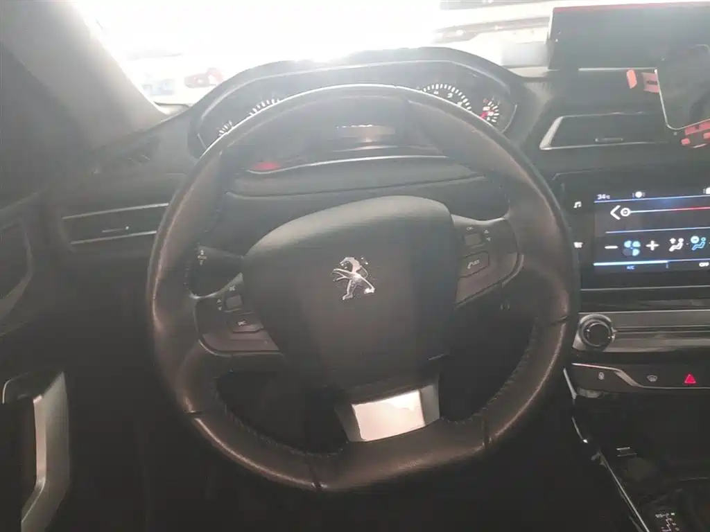 Peugeot 308 2019 230THP Automatic Luxury Edition China V фото 11