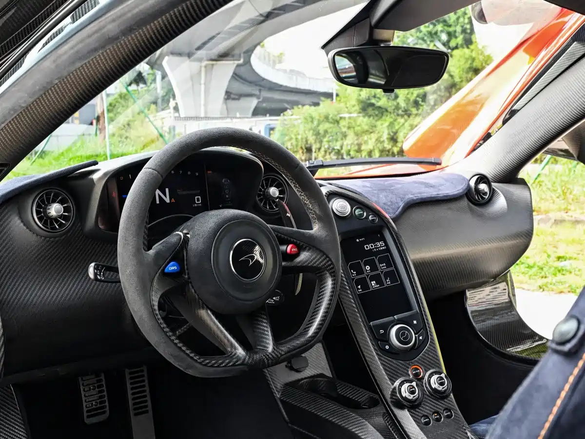 Photo 14 - McLaren P1
