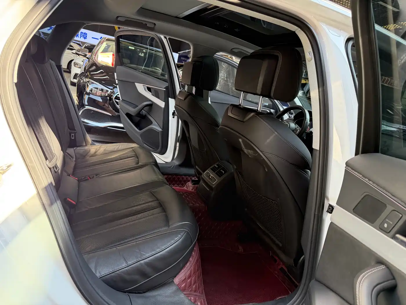 Audi A4L 2022 40 TFSI Luxury Dynamic фото 17