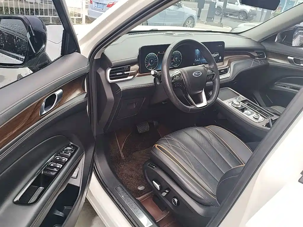 Photo 16 - Ford Territory