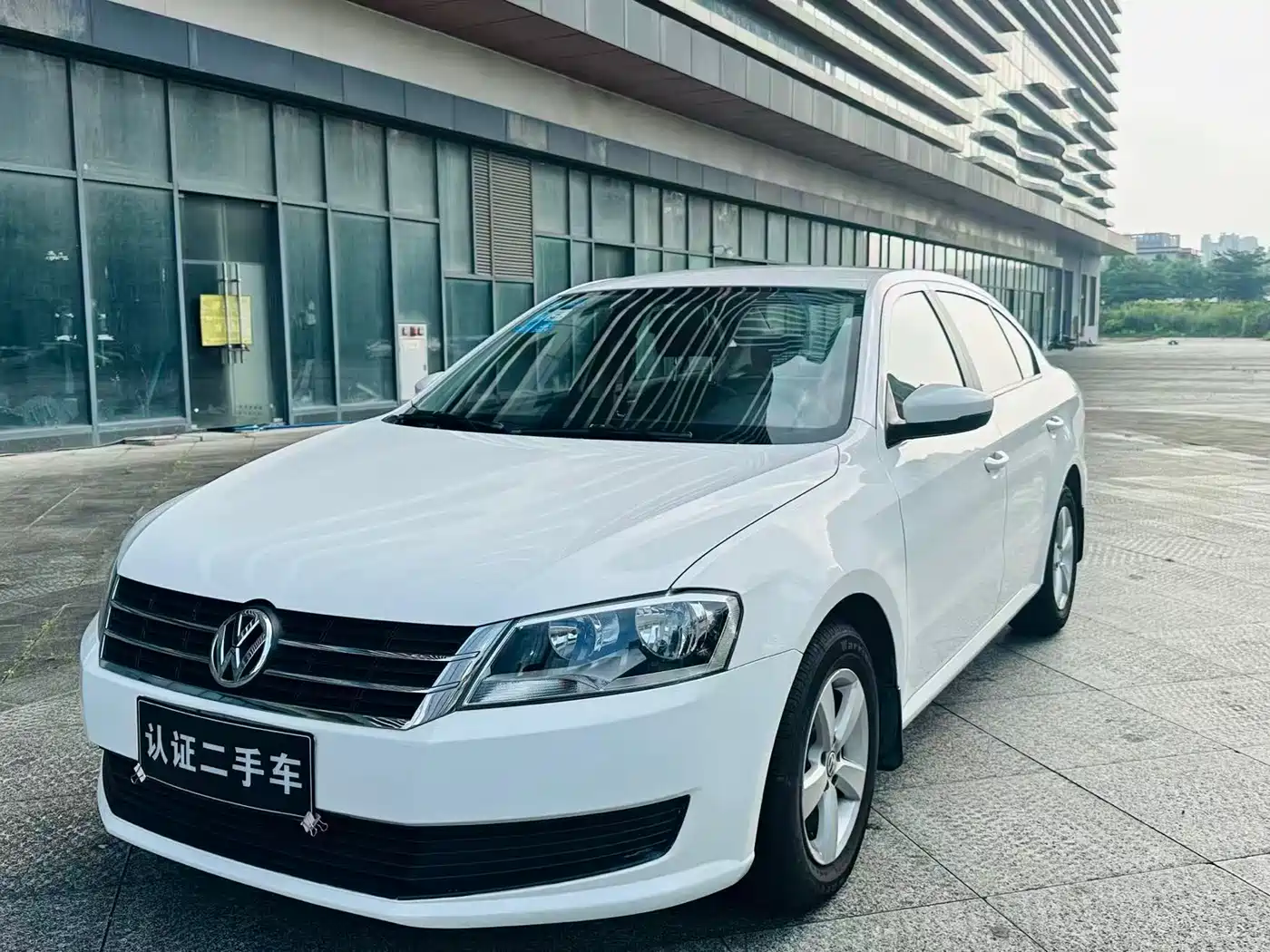 Volkswagen Lavida 2013 1.6L Automatic Trend Edition