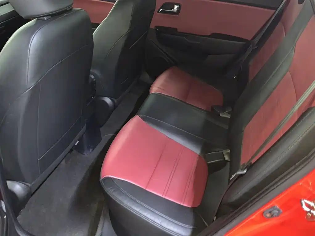 Kia K2 2015 Hatchback 1.4L AT GLS Cool Edition фото 11