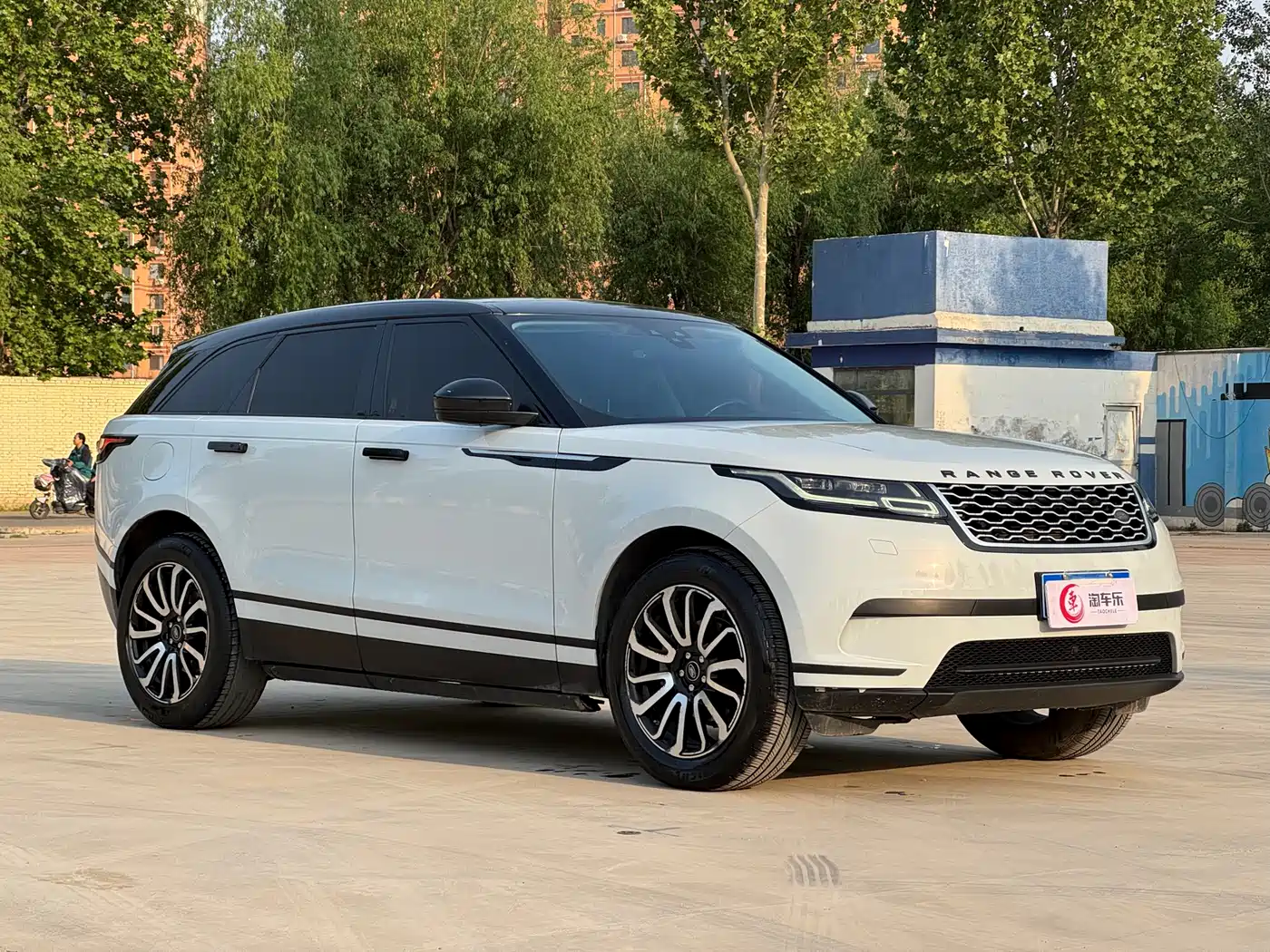 Land Rover Range Rover Velar 2017 P250 S фото 3