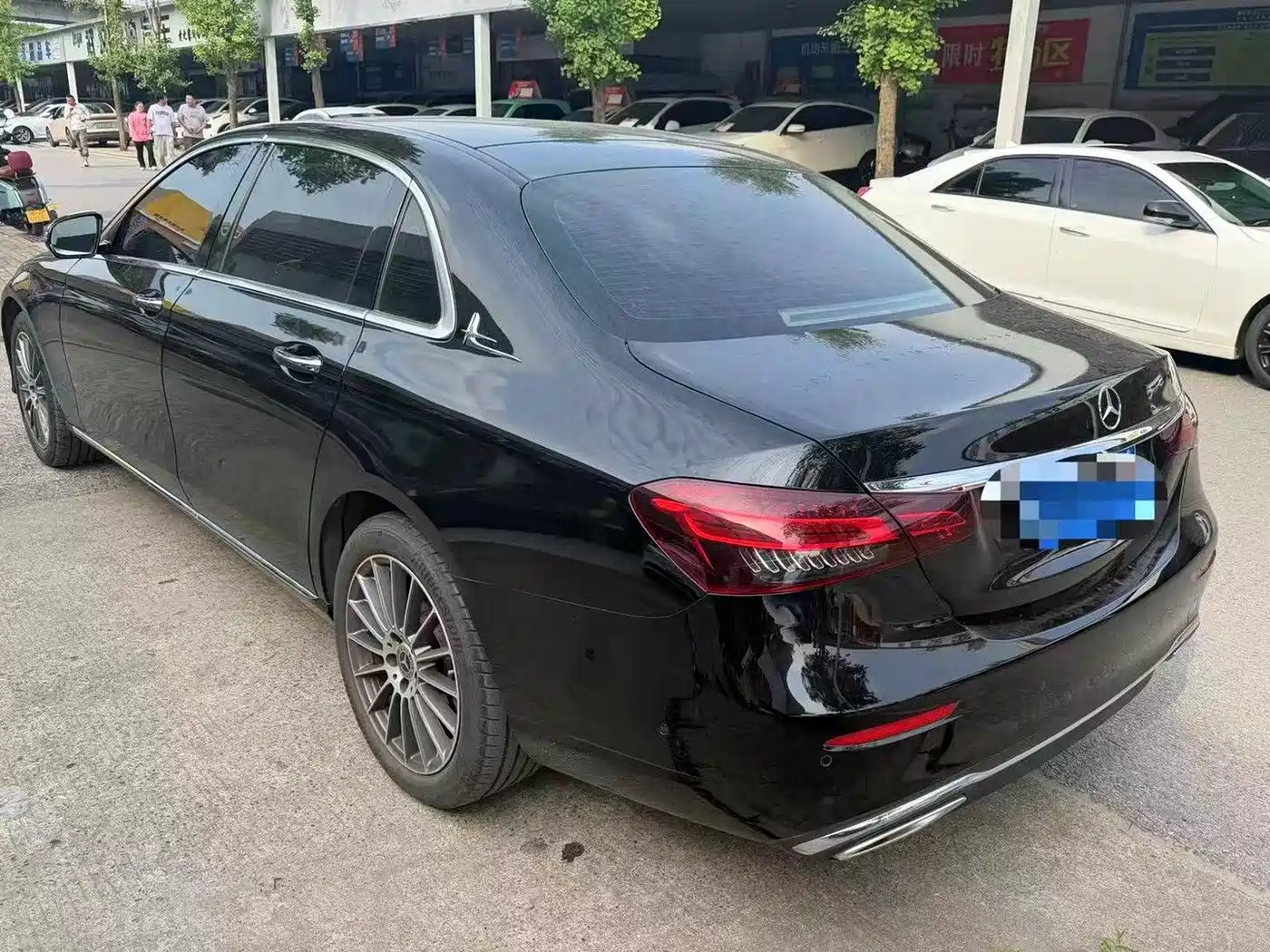 Mercedes-Benz E-Class 2022 E 260 L фото 9