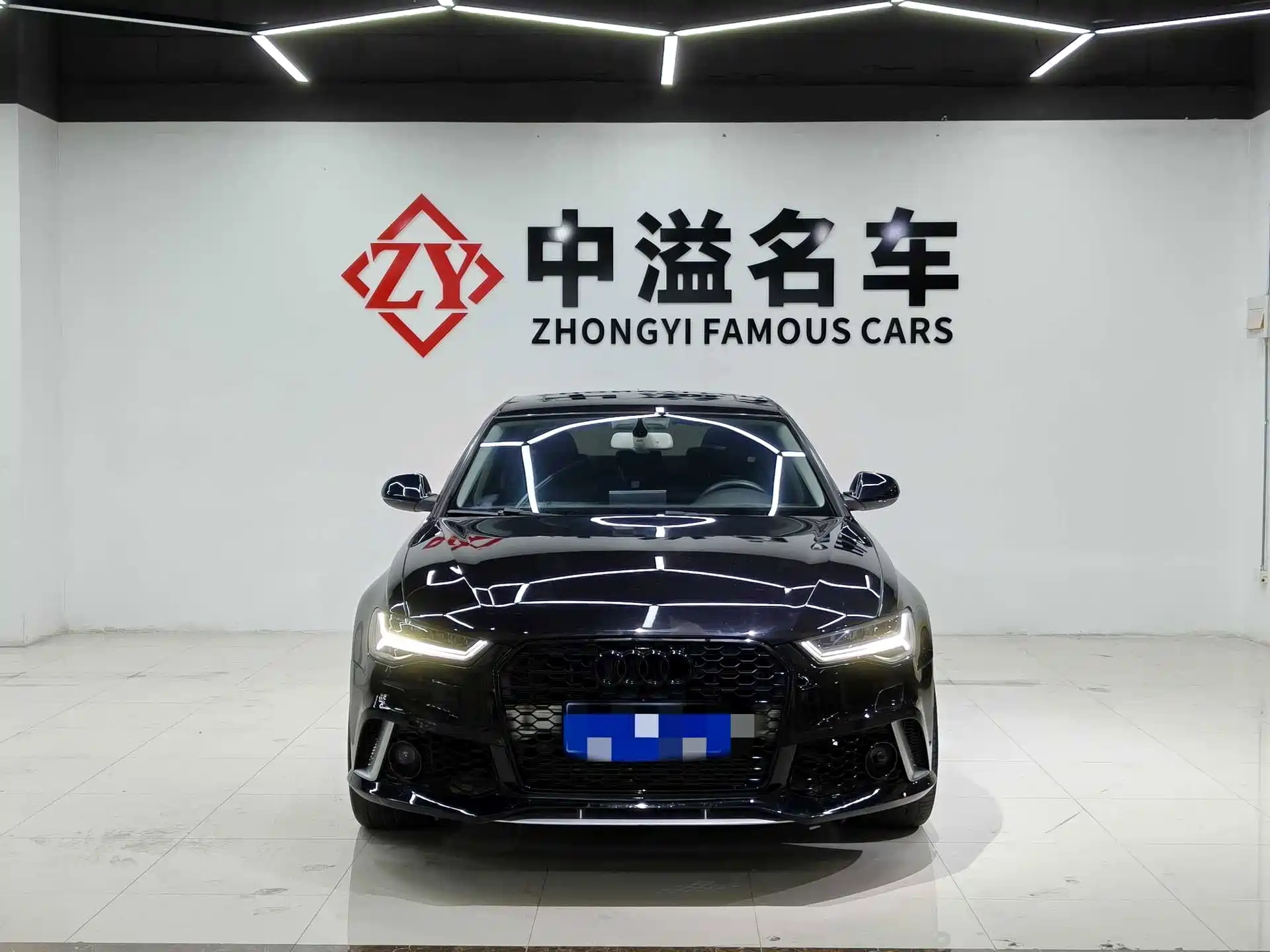 Фото 2 - Audi A6L