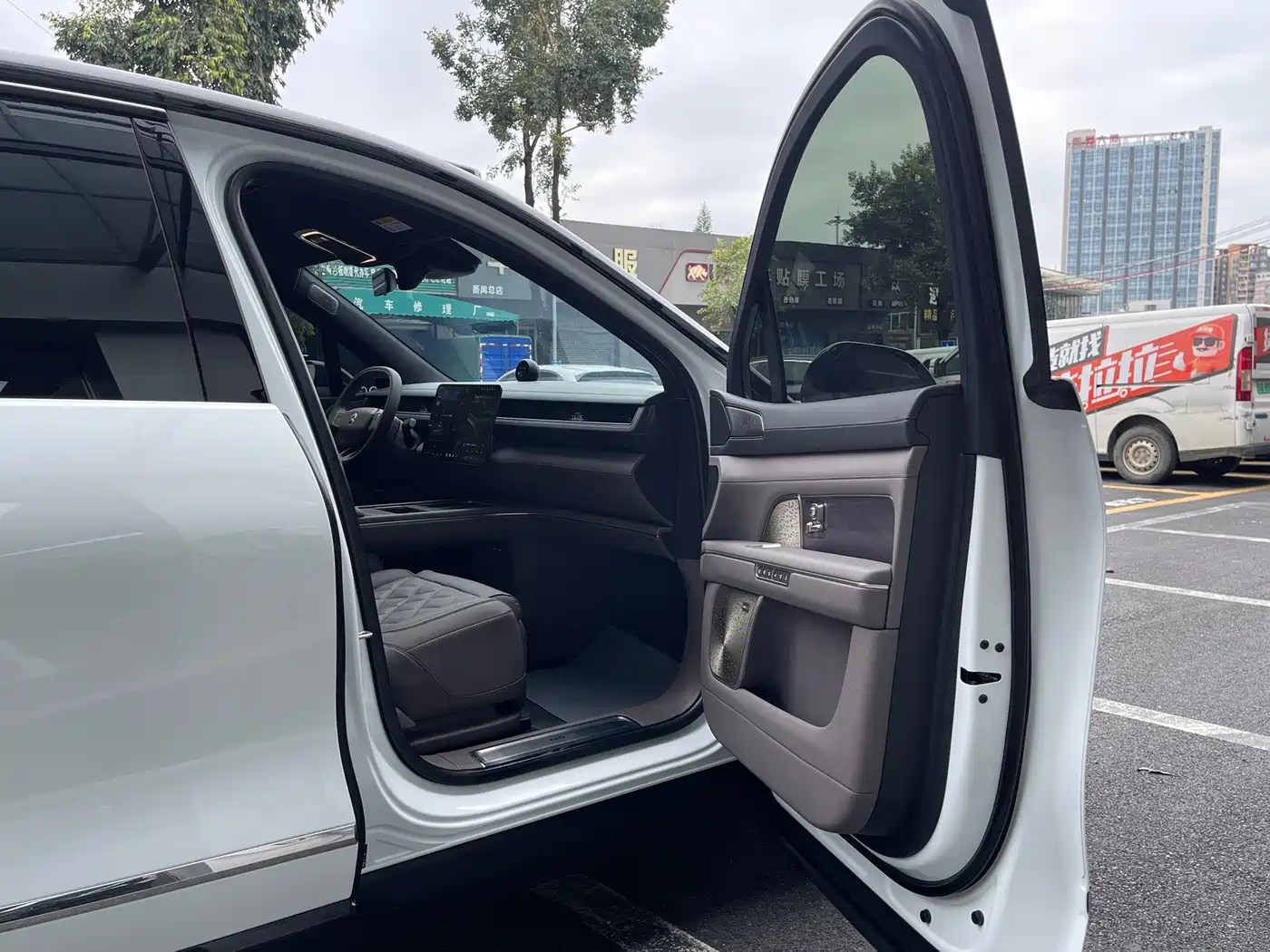 NIO ES8 2026 2025 Base Model