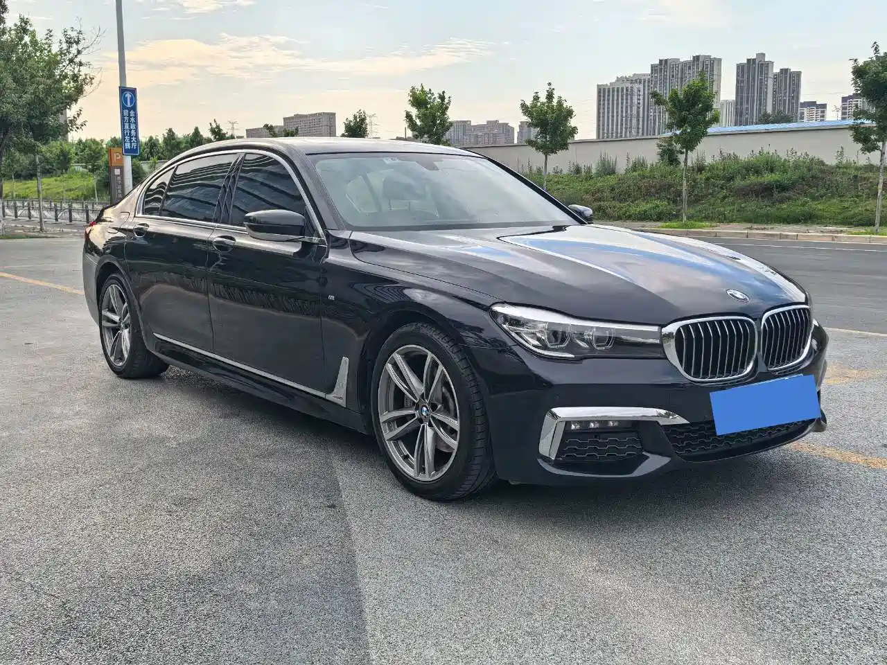 BMW 7 Series 2018 730Li Leading Type M Sport Package фото 3
