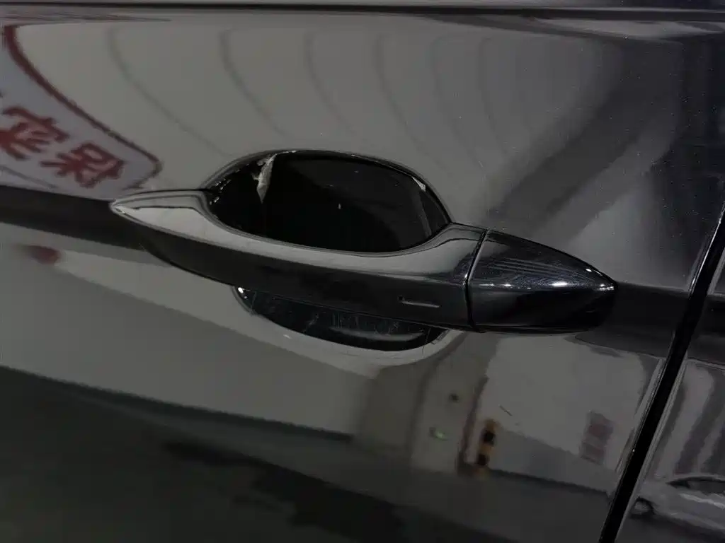 Volkswagen Tiguan L 2021 330TSI Automatic 2WD Smart фото 18