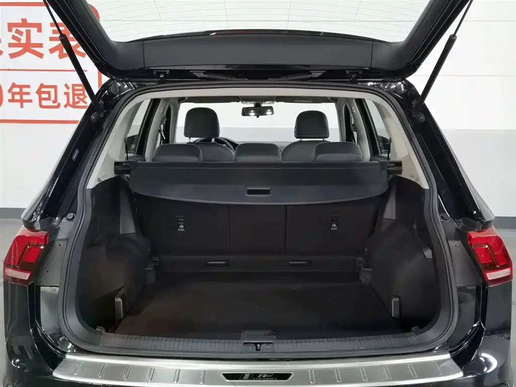 Volkswagen Tiguan L 2021 330TSI Automatic 2WD Smart фото 16