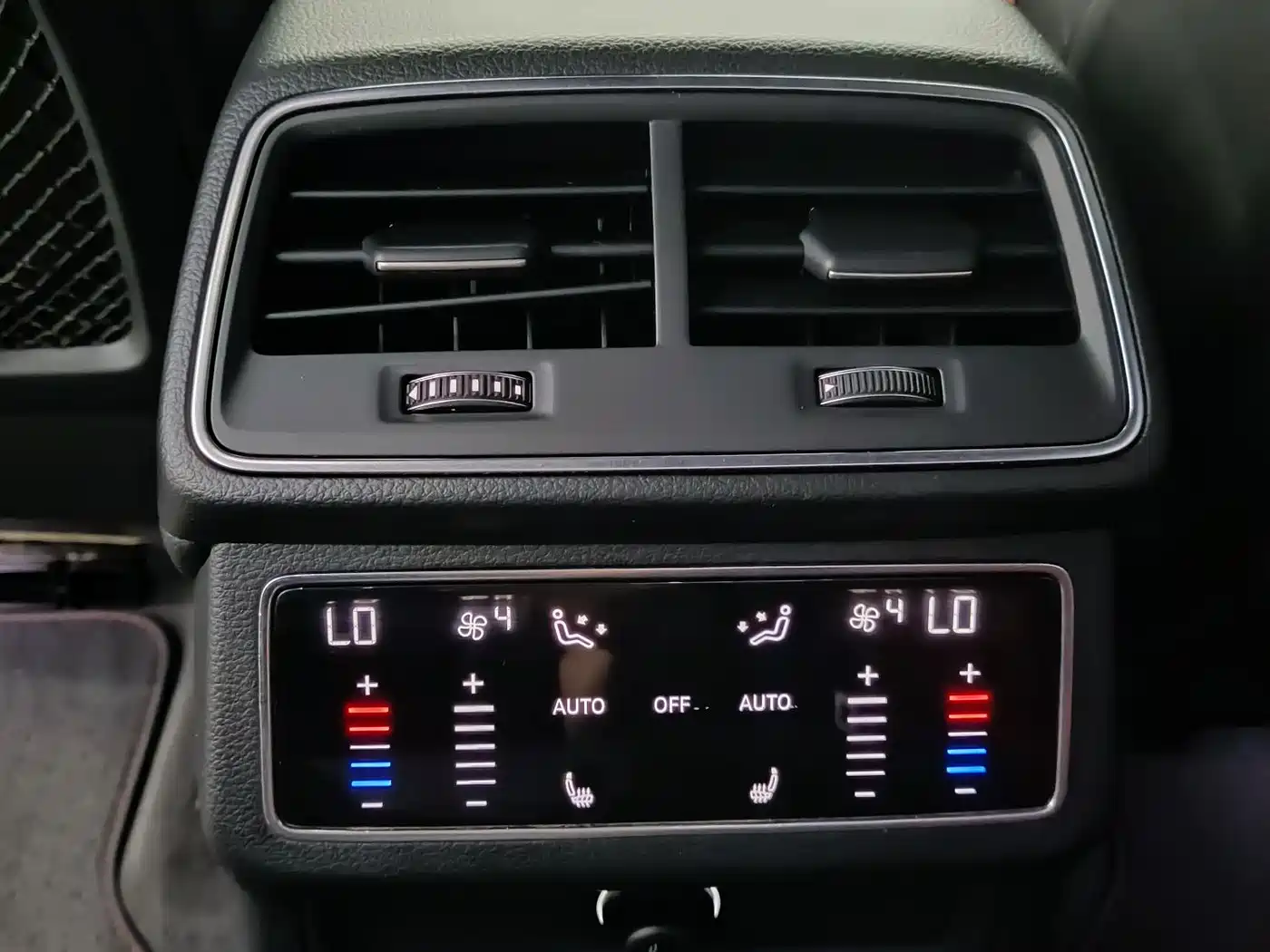 Audi A6L 2019 45 TFSI quattro Exclusive Dynamic фото 13