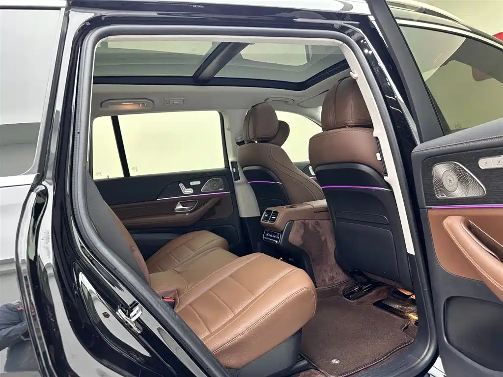 Mercedes-Benz GLS 2024 GLS 450 4MATIC Fashion Edition фото 22