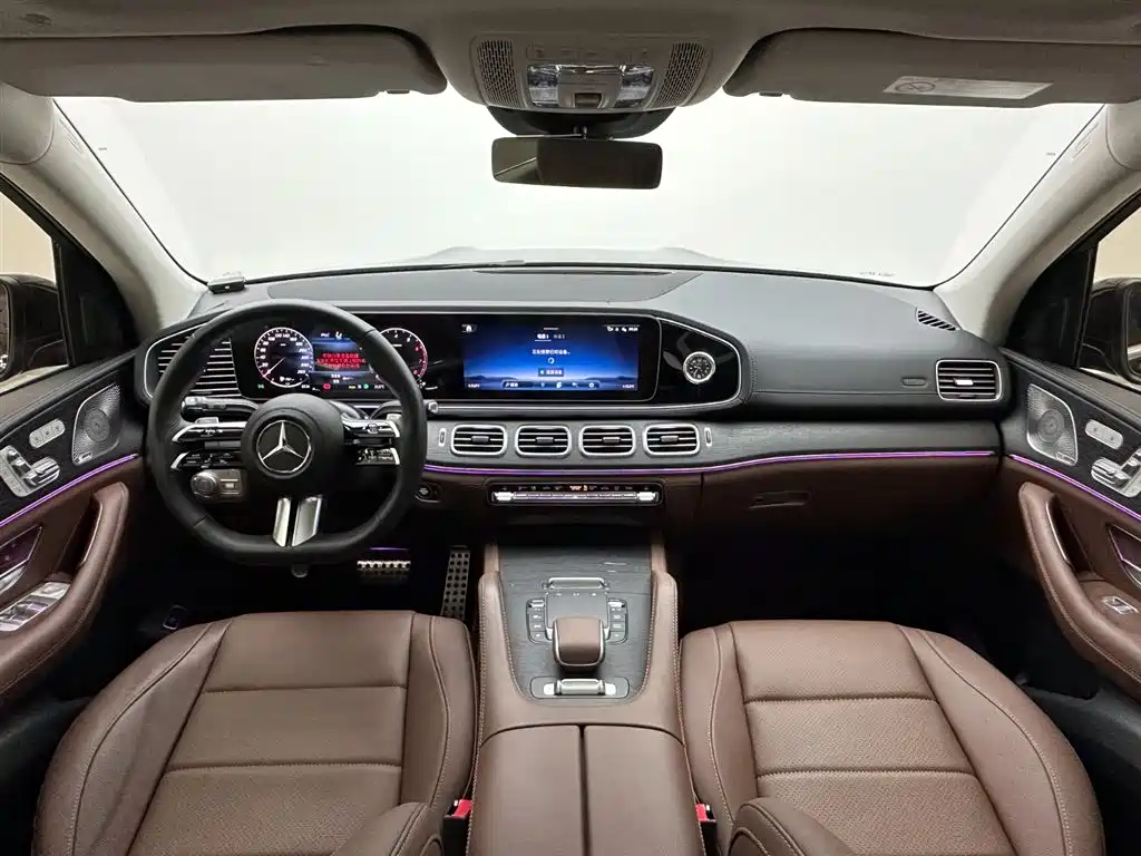 Mercedes-Benz GLS 2024 GLS 450 4MATIC Fashion Edition фото 17
