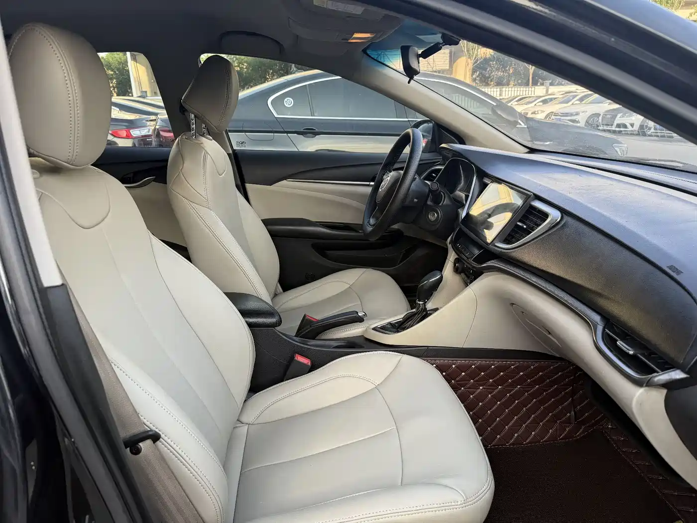 Buick Excelle 2015 15N Automatic Progressive фото 7