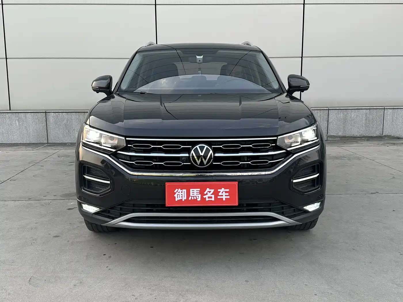 Volkswagen Tayron 2022 280TSI 2WD Luxury Smart Connect Edition фото 4