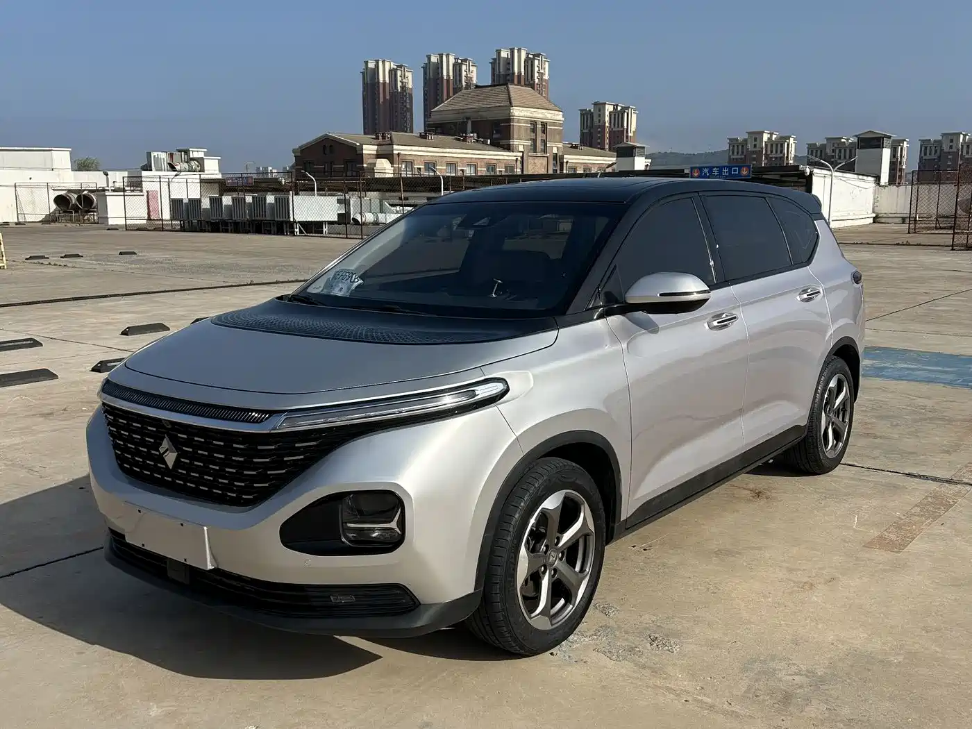 Baojun RM-5 2019 1.5T CVT 24-hour Online Premium 6-seater