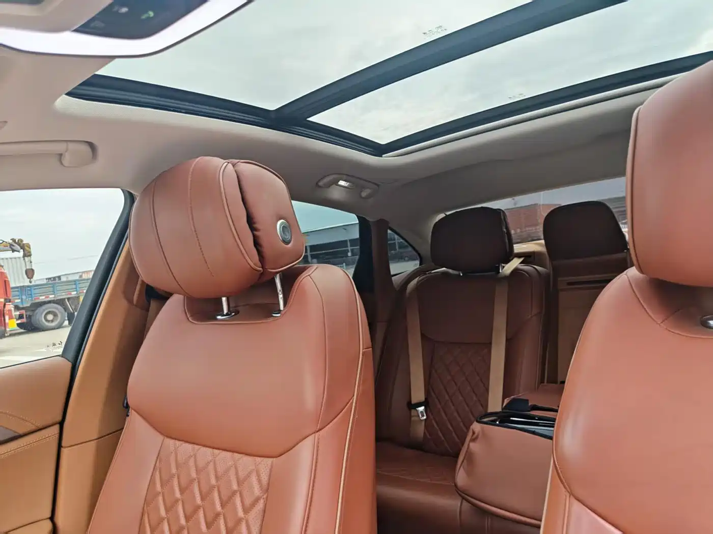 Hongqi H9 2020 2.0T Smart Connection Qi Yue Edition фото 6