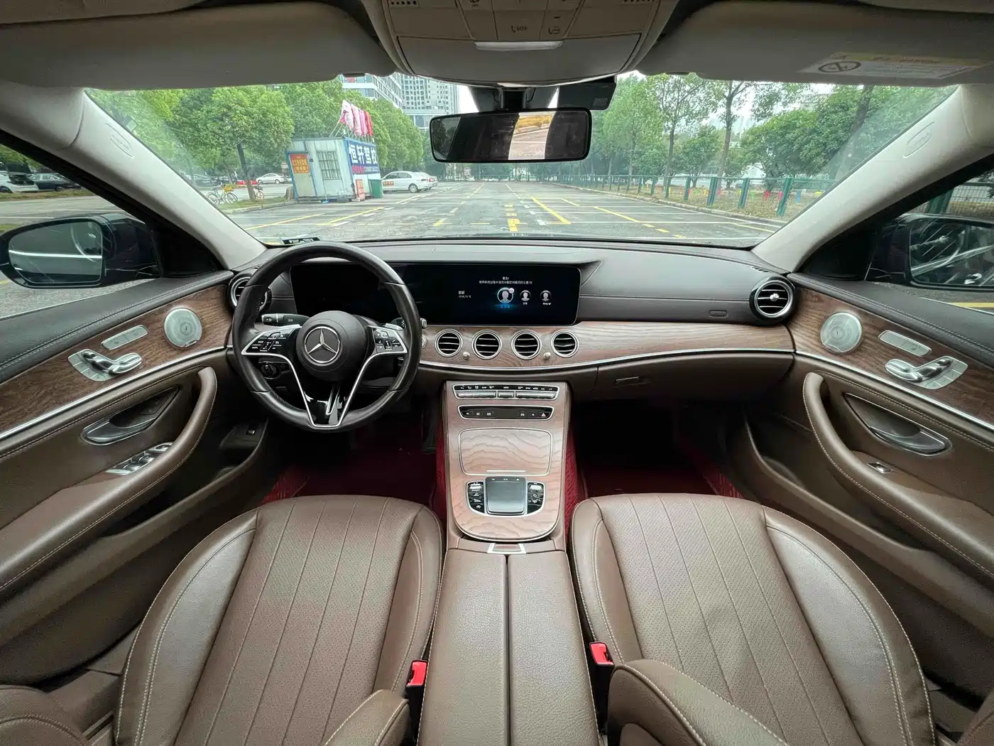 Mercedes-Benz E-Class 2023 E 300 L Luxury фото 14