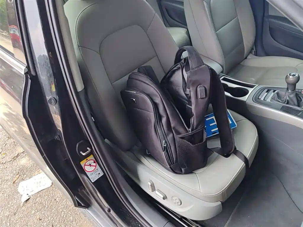 Audi A4L 2013 30 TFSI Manual Comfort фото 25
