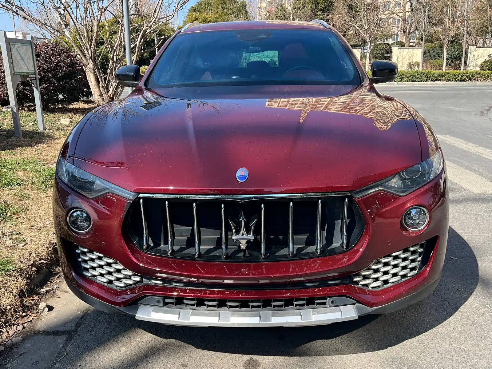 Photo 5 - Maserati Levante