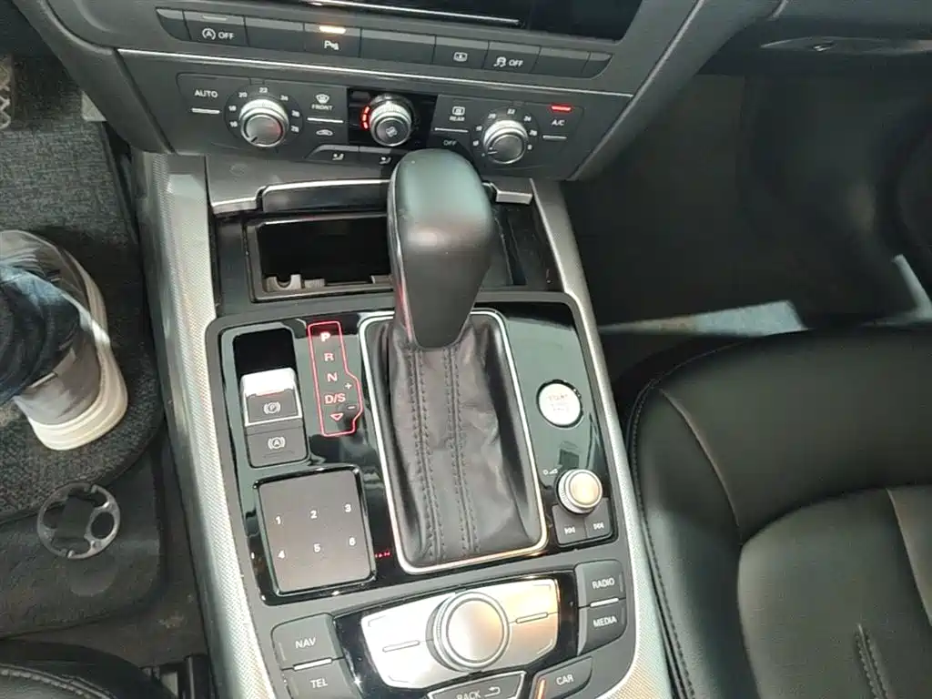 Audi A6L 2016 30 FSI Technology фото 14