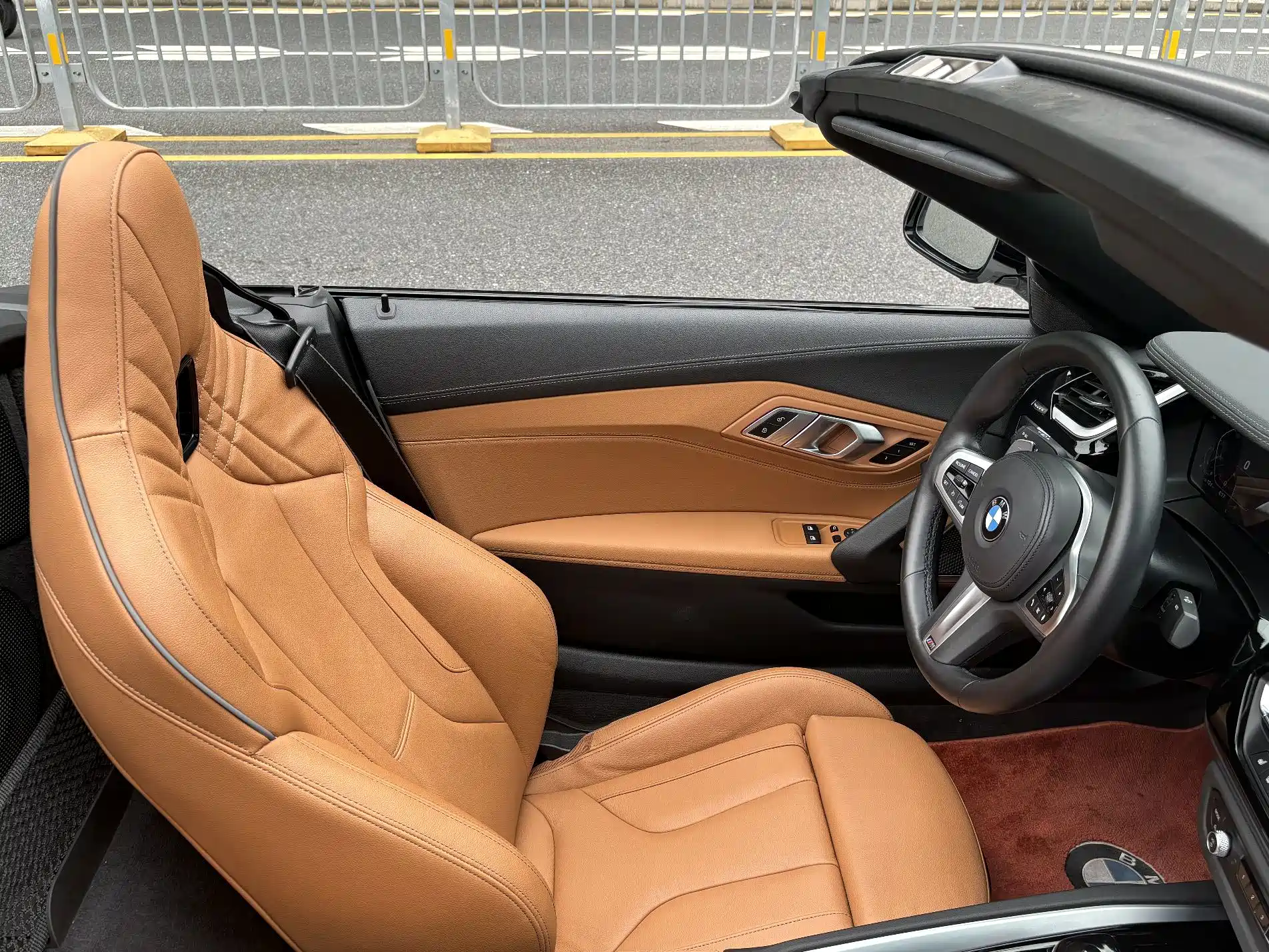 صورة 13 - BMW Z4