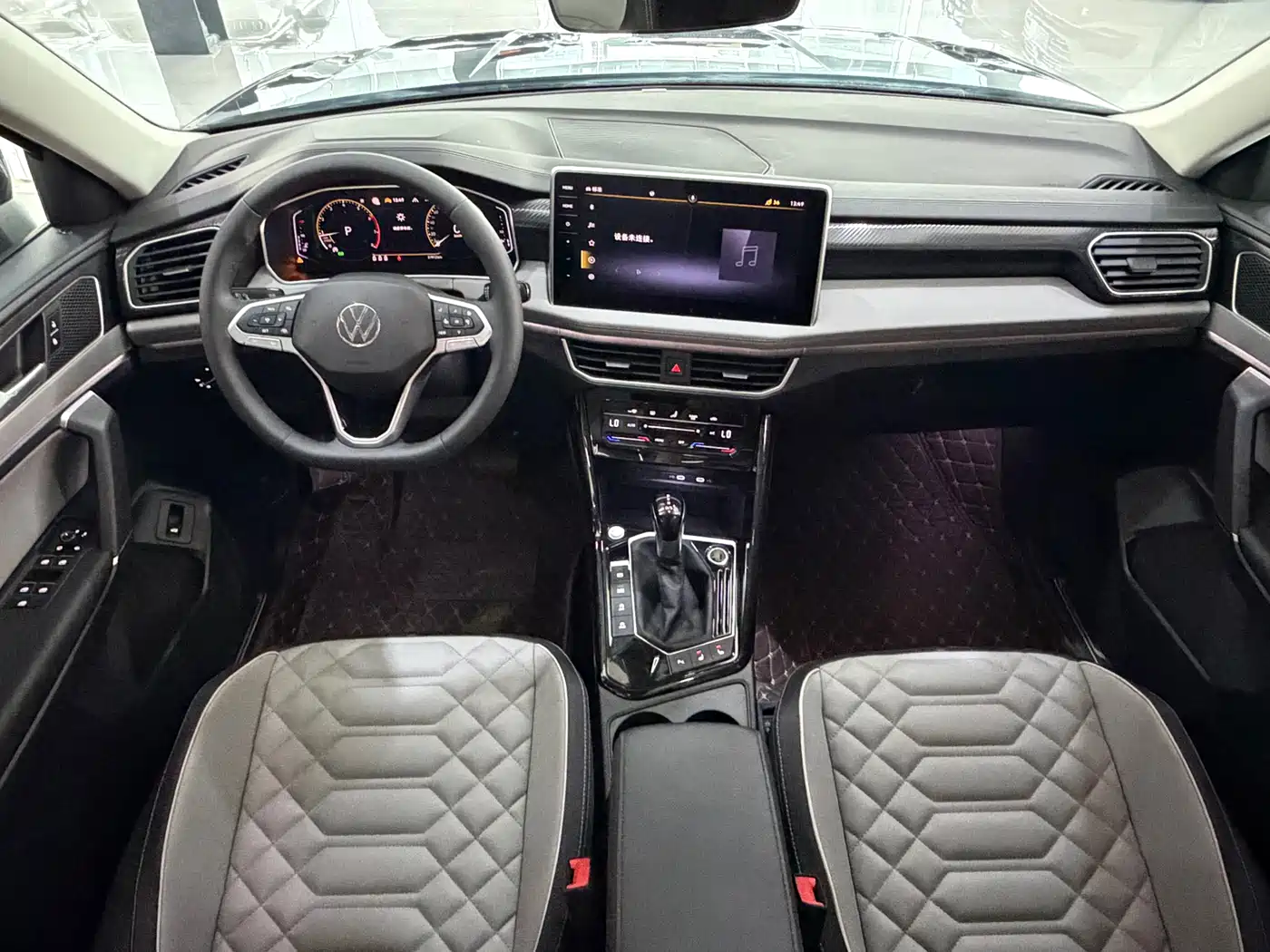 Volkswagen Tayron 2023 280TSI 2WD Luxury Plus Advanced Edition фото 6