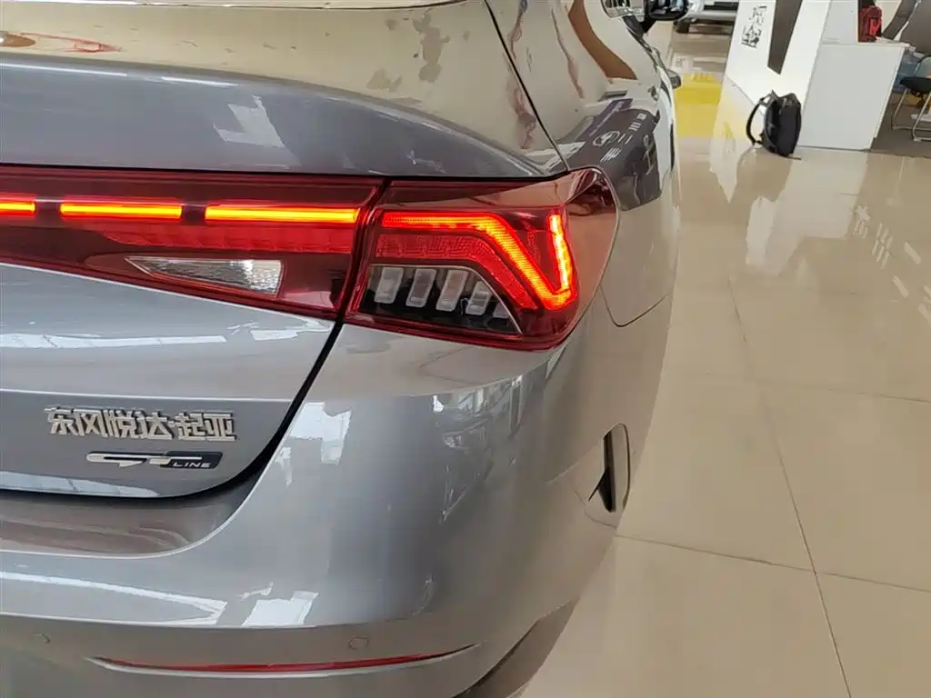 Kia K5 2020 380T GT-Line Premium Edition фото 8