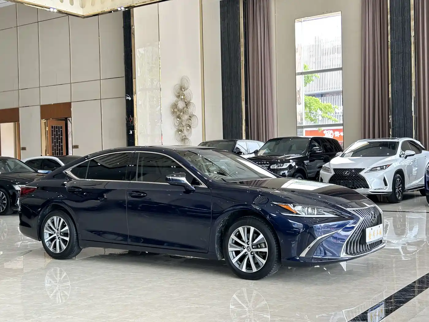 Lexus ES 2020 200 Excellence фото 3