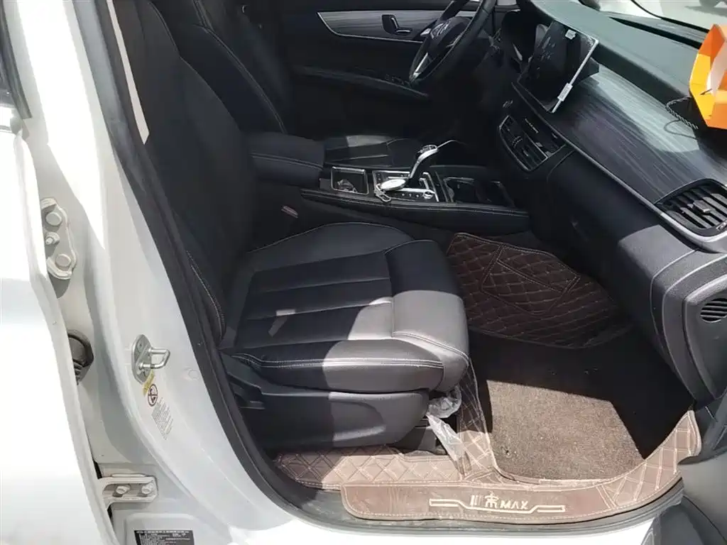 BYD Song MAX New Energy 2019 DM 1.5T Smart Connect Advance 7-seater China VI фото 25